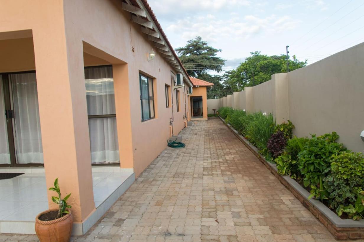 848 Guest House Victoria Falls Zewnętrze zdjęcie